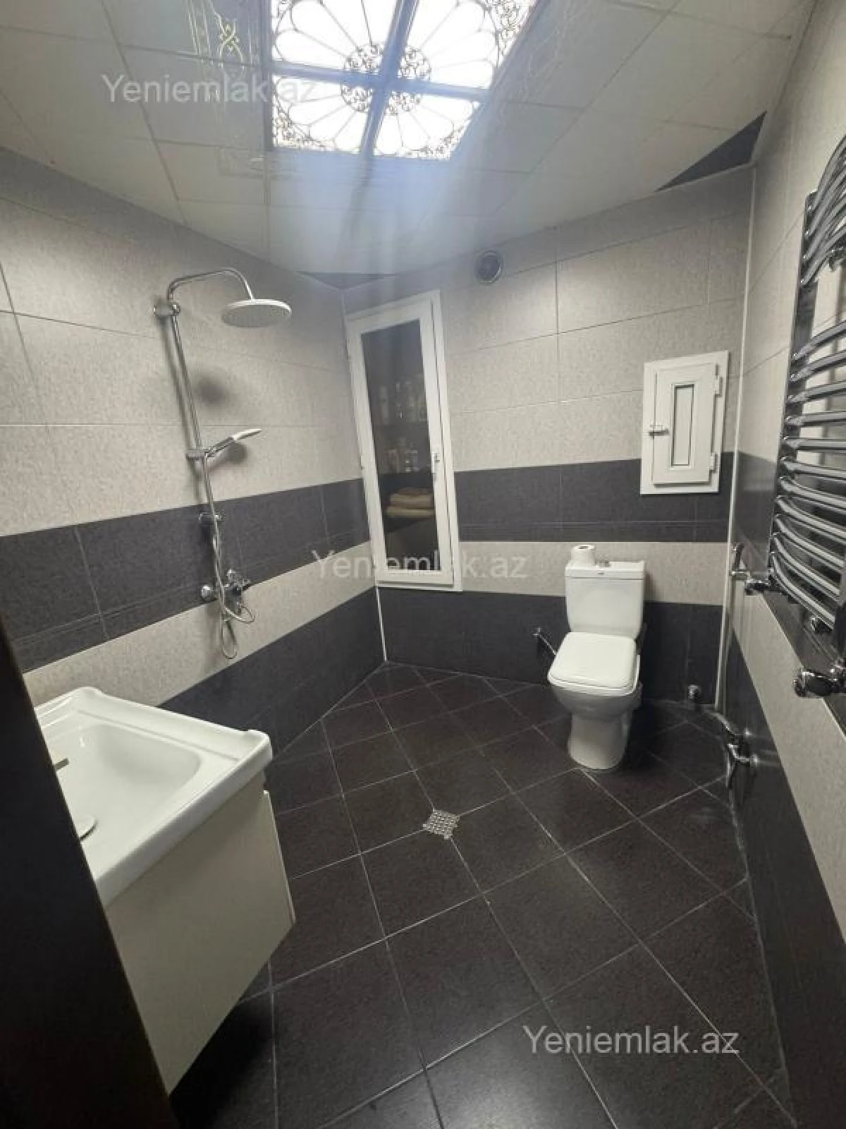 Satılır 3 otaqlı yeni tikili 90 m²