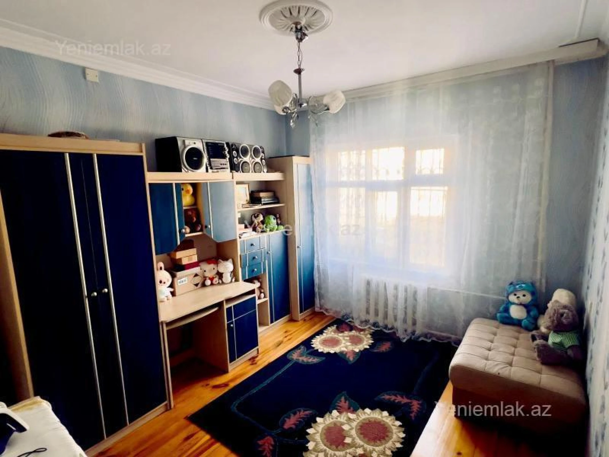 Satılır 4 otaqlı köhnə tikili 105 m²