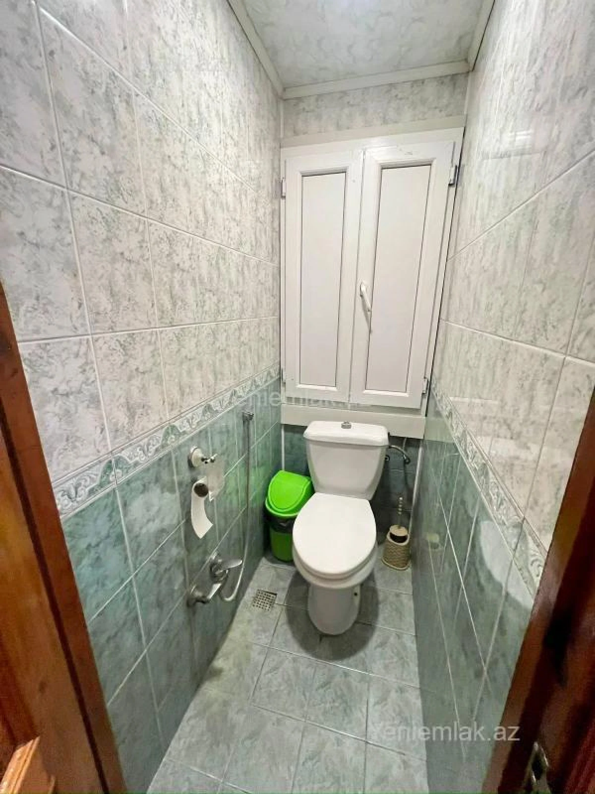 Satılır 4 otaqlı köhnə tikili 105 m²