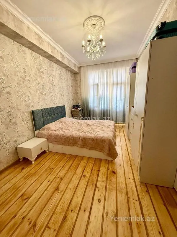 Satılır 3 otaqlı yeni tikili 75 m²