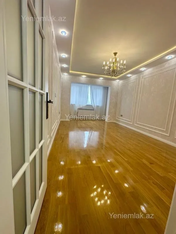 Satılır 3 otaqlı köhnə tikili 95 m²