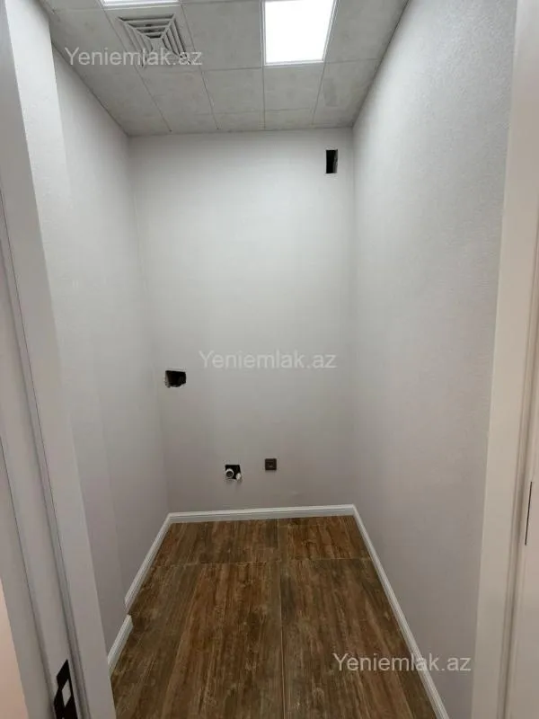 Satılır 2 otaqlı yeni tikili 85 m²