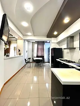 Satılır 3 otaqlı yeni tikili 120 m²