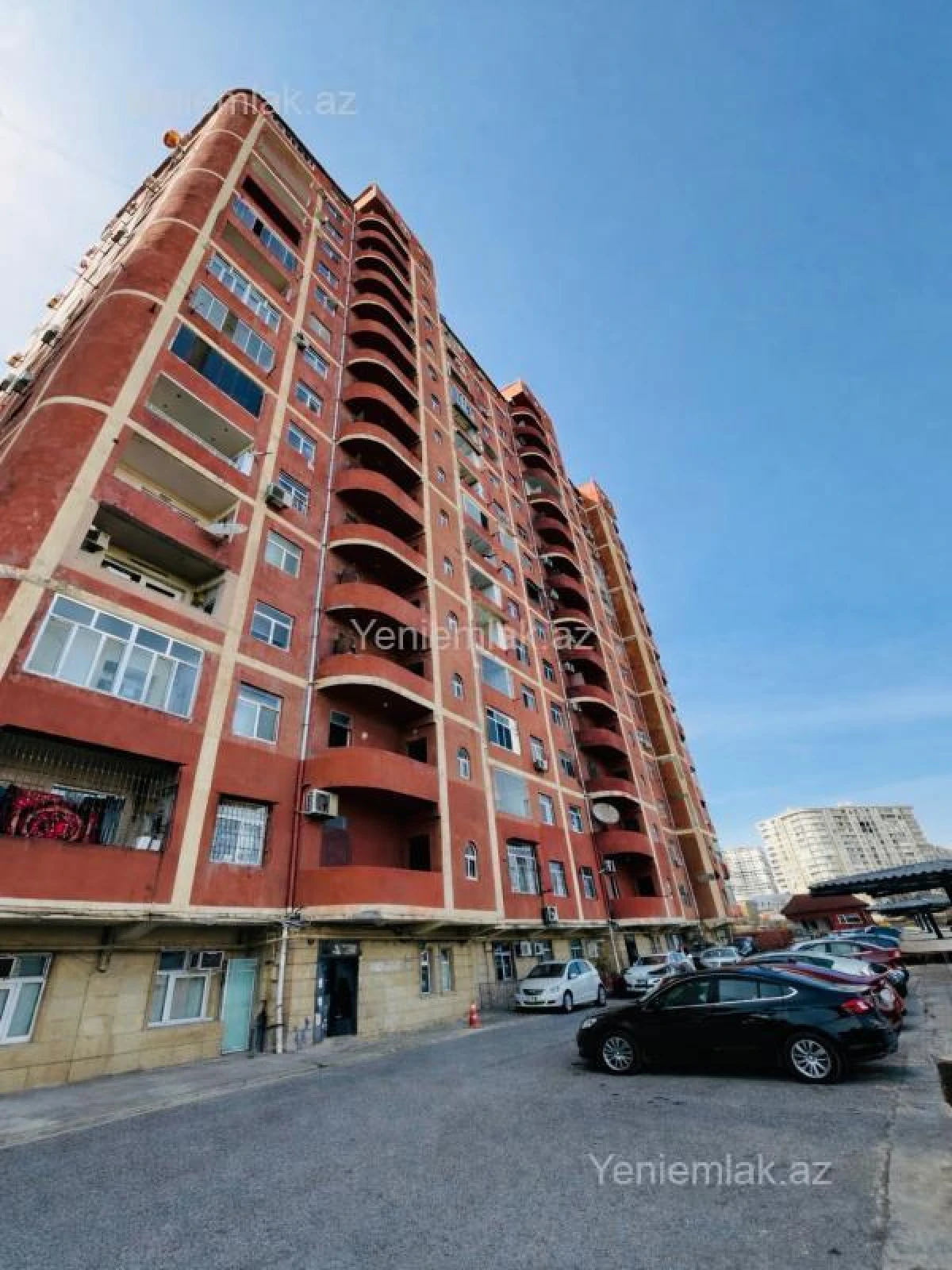 Satılır 3 otaqlı yeni tikili 120 m²
