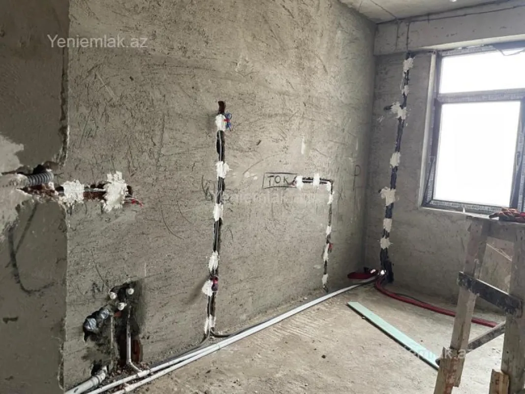 Satılır 2 otaqlı yeni tikili 100 m²