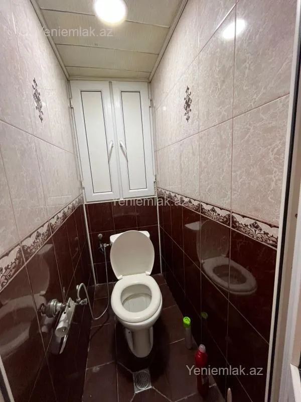 Satılır 2 otaqlı köhnə tikili 60 m²