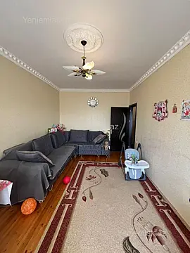 Satılır 2 otaqlı köhnə tikili 60 m²