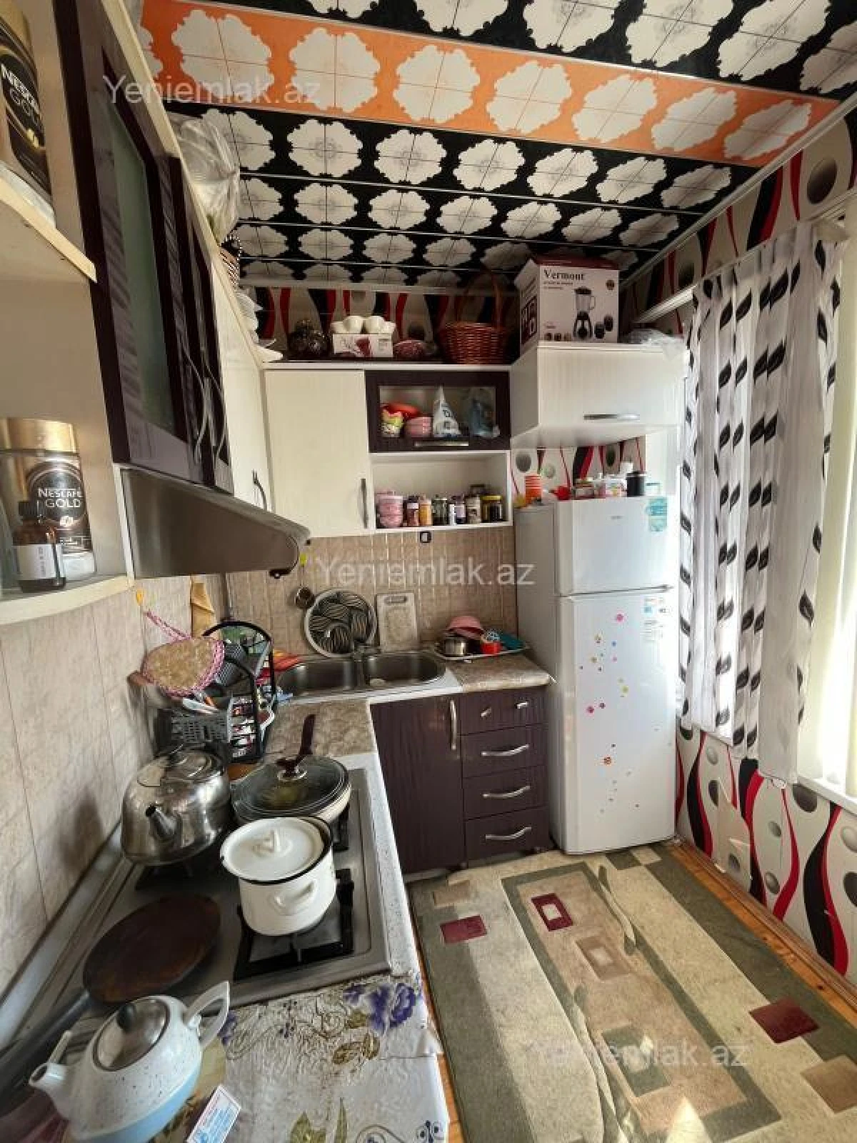 Satılır 2 otaqlı köhnə tikili 60 m²