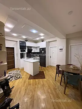 Satılır 3 otaqlı yeni tikili 100 m²