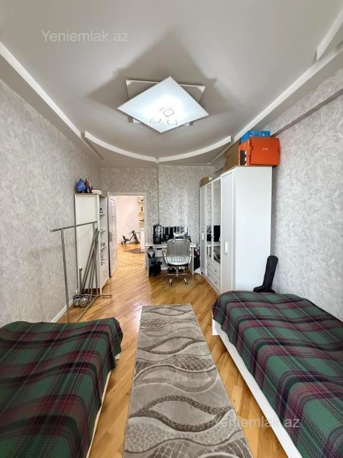 Satılır 3 otaqlı yeni tikili 100 m²