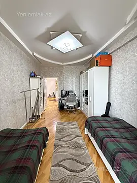 Satılır 3 otaqlı yeni tikili 100 m²