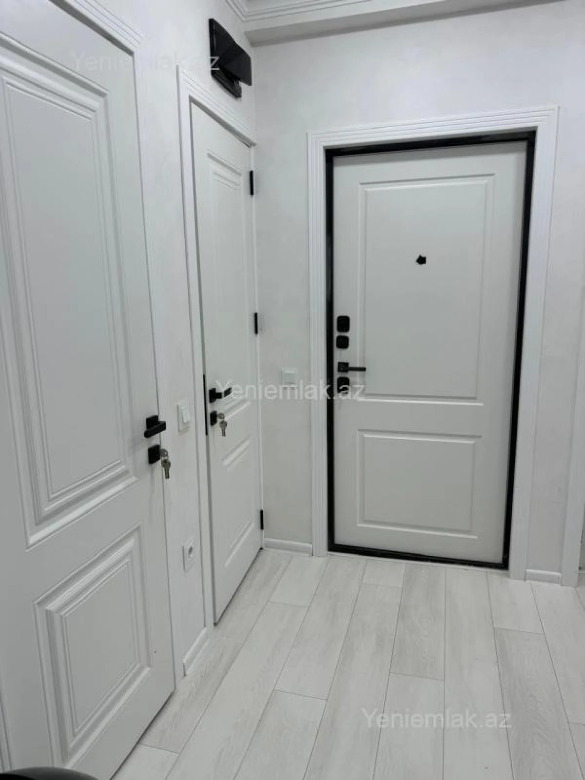 Satılır 3 otaqlı köhnə tikili 92 m²