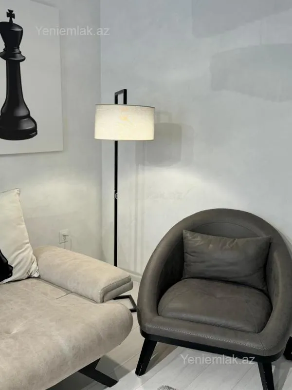 Satılır 3 otaqlı köhnə tikili 92 m²