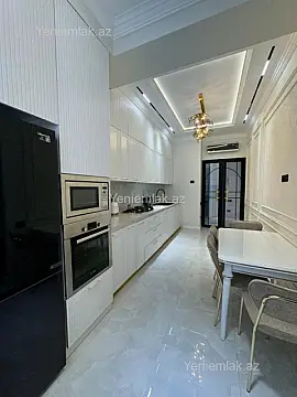 Satılır 3 otaqlı yeni tikili 127 m²