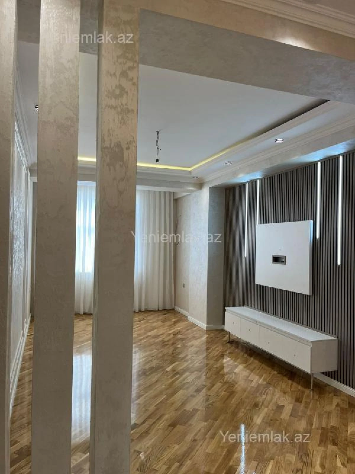Satılır 3 otaqlı yeni tikili 110 m²