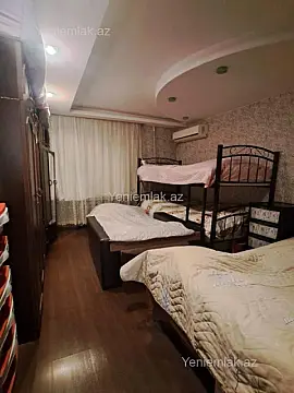 Satılır 9 otaqlı köhnə tikili 60 m²