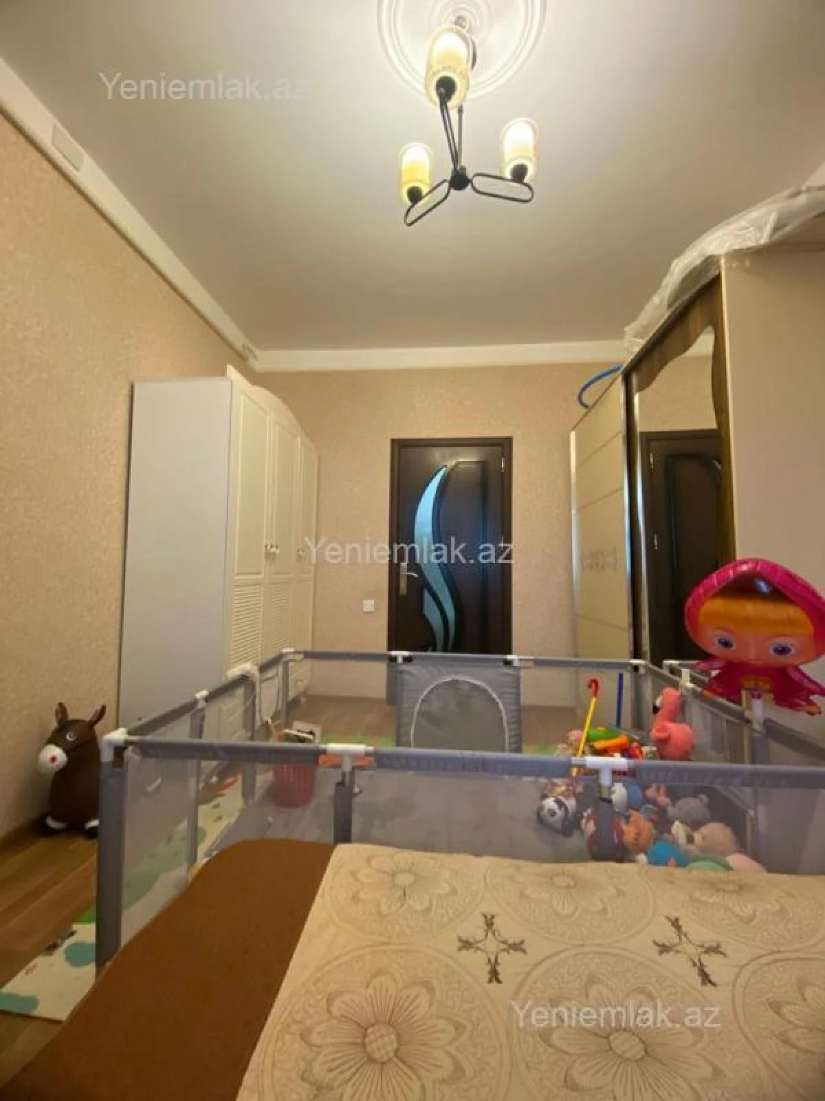 Satılır 5 otaqlı köhnə tikili 120 m²