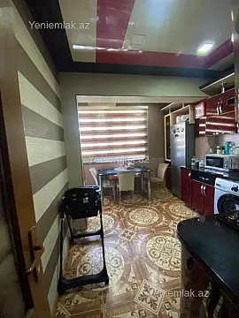 Satılır 5 otaqlı köhnə tikili 120 m²