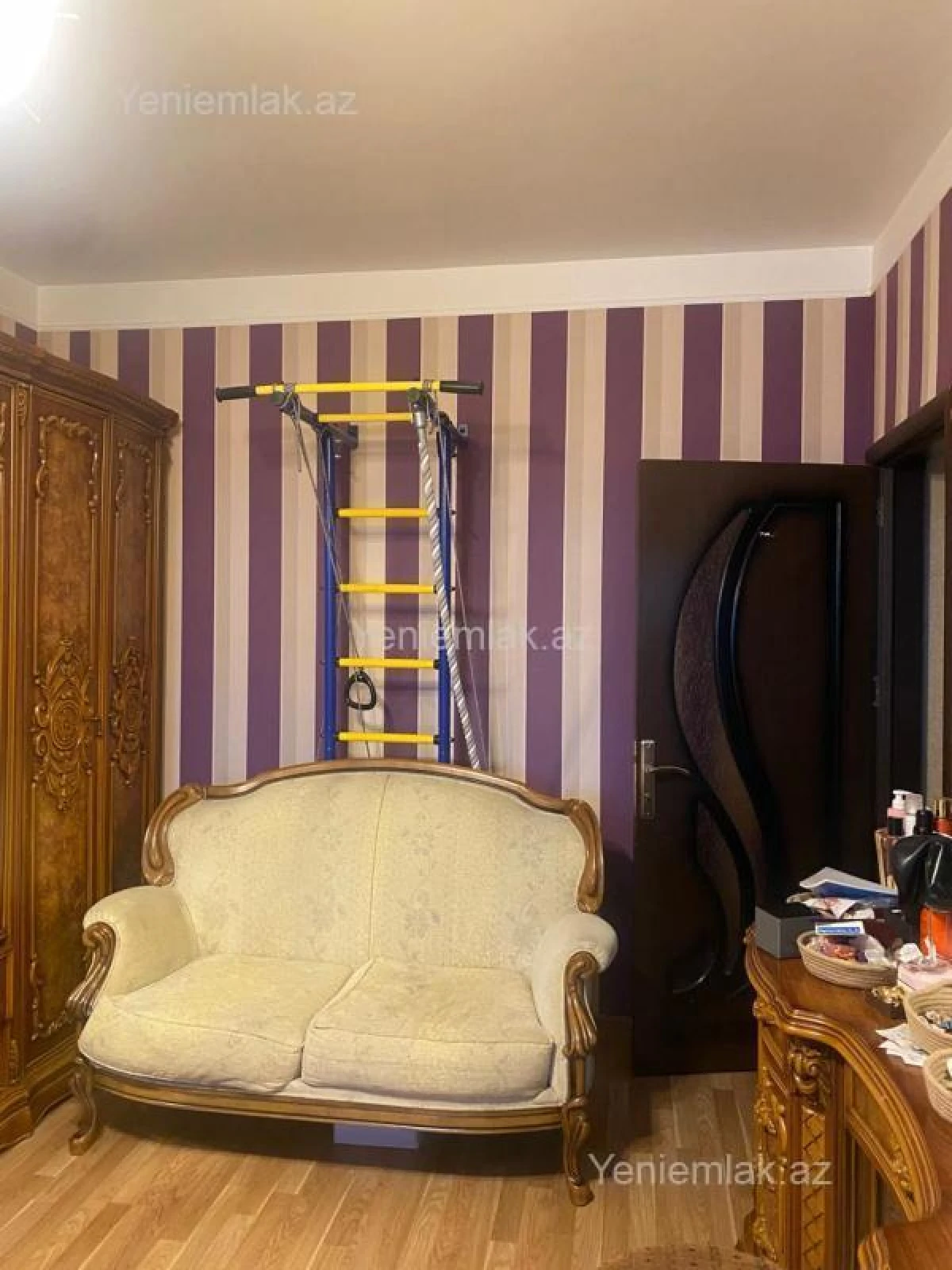 Satılır 5 otaqlı köhnə tikili 120 m²