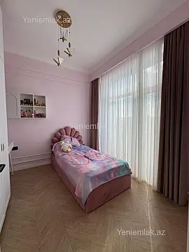 Satılır 3 otaqlı köhnə tikili 95 m²