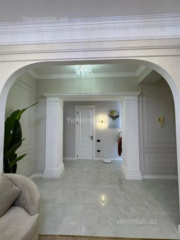 Satılır 3 otaqlı köhnə tikili 95 m²