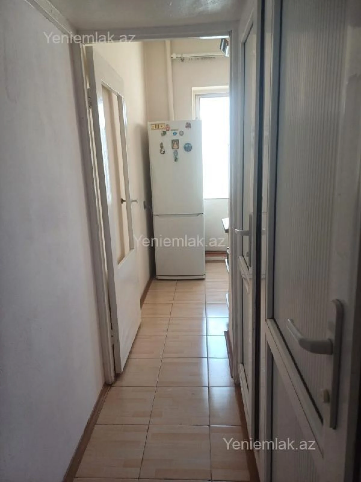 Satılır 5 otaqlı köhnə tikili 130 m²