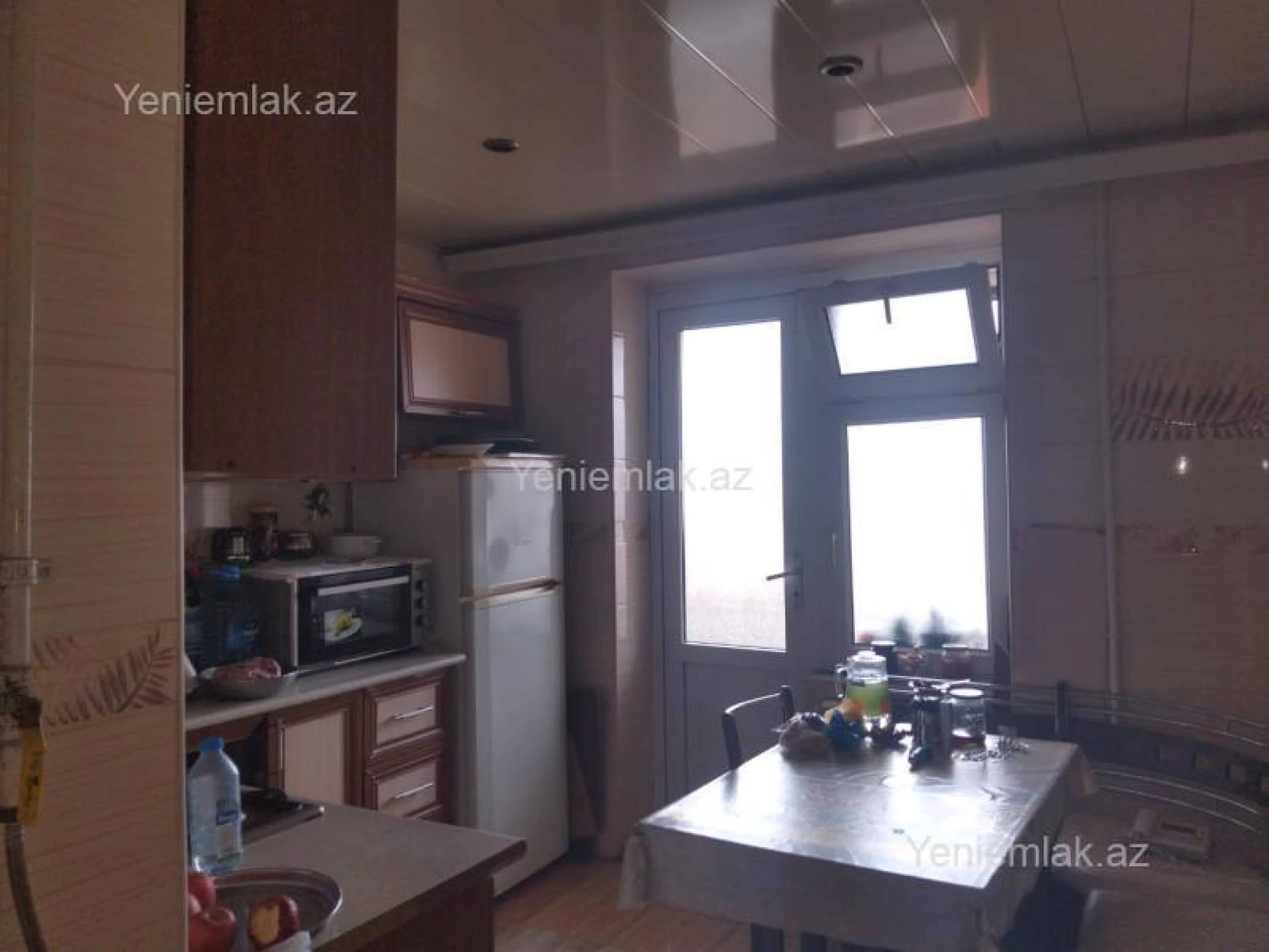 Satılır 3 otaqlı köhnə tikili 80 m²