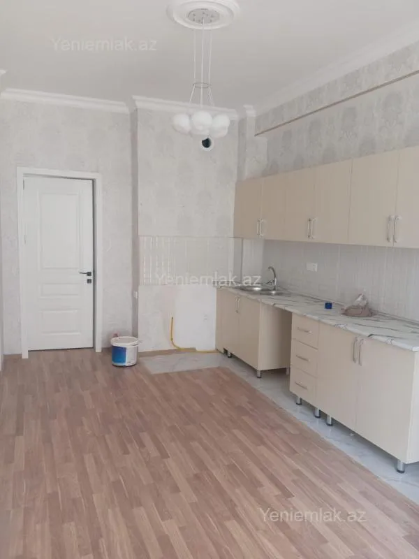 Satılır 2 otaqlı yeni tikili 99 m²