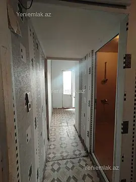 Satılır 1 otaqlı köhnə tikili 45 m²
