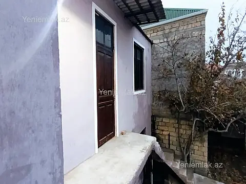 Satılır 6 otaqlı həyət evi 150 m²