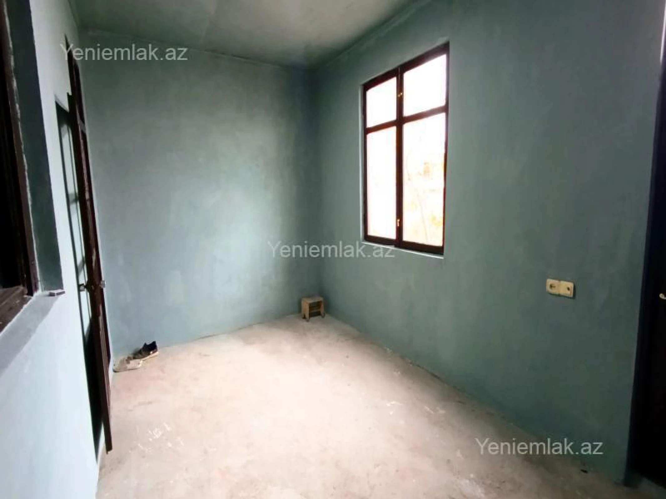 Satılır 6 otaqlı həyət evi 150 m²