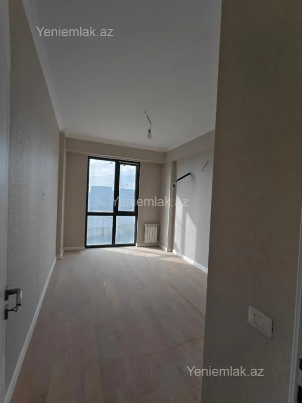 Satılır 3 otaqlı yeni tikili 75 m²
