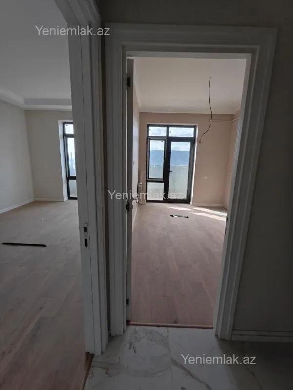 Satılır 3 otaqlı yeni tikili 75 m²