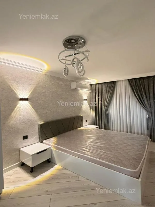 Satılır 3 otaqlı köhnə tikili 80 m²