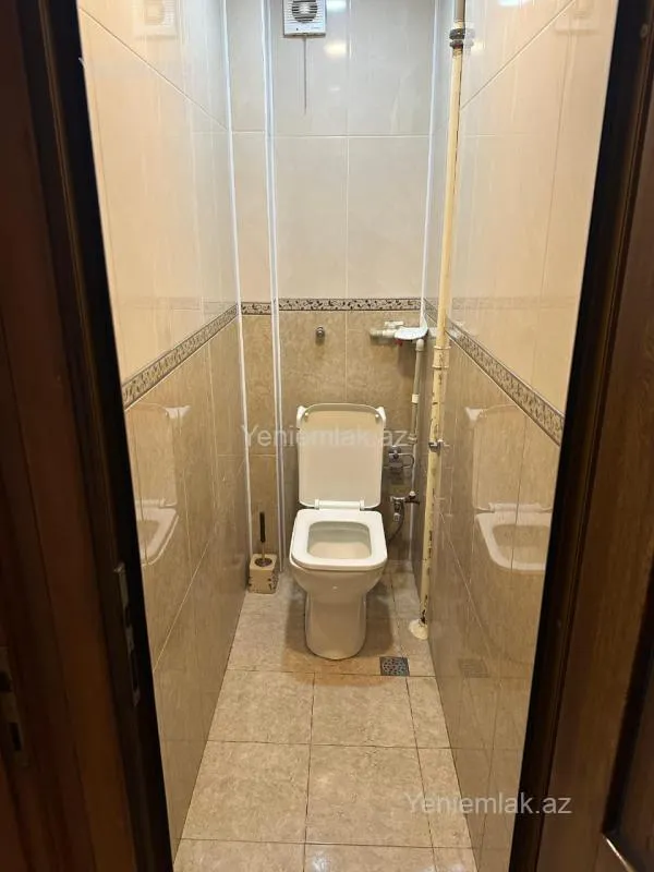 Satılır 5 otaqlı köhnə tikili 120 m²