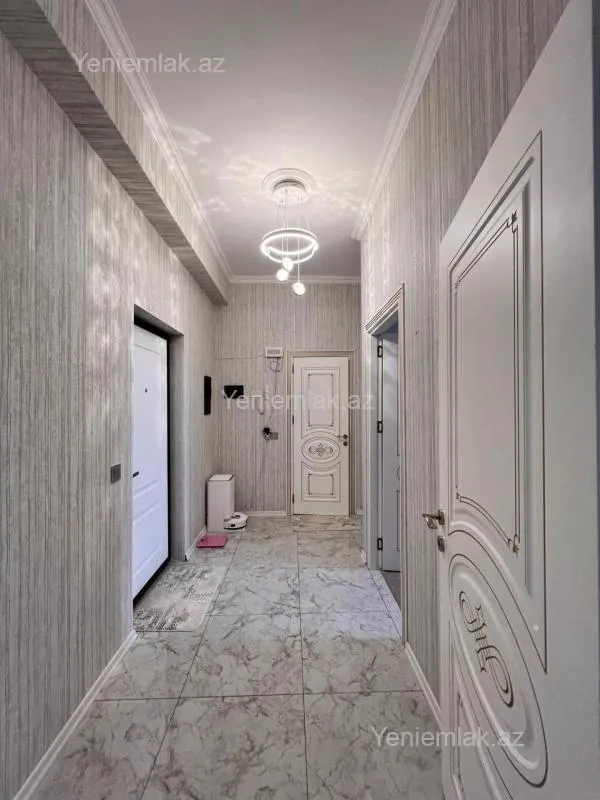 Satılır 3 otaqlı yeni tikili 70 m²