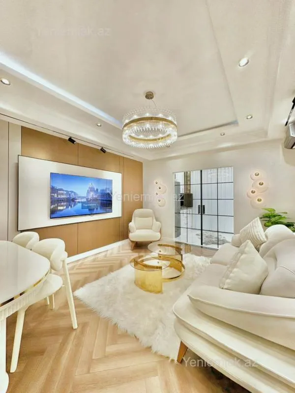 Satılır 3 otaqlı yeni tikili 100 m²