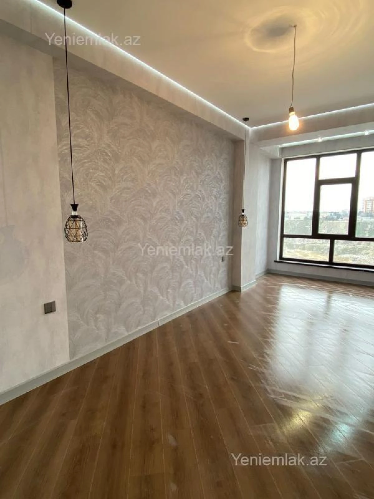 Satılır 3 otaqlı yeni tikili 100 m²