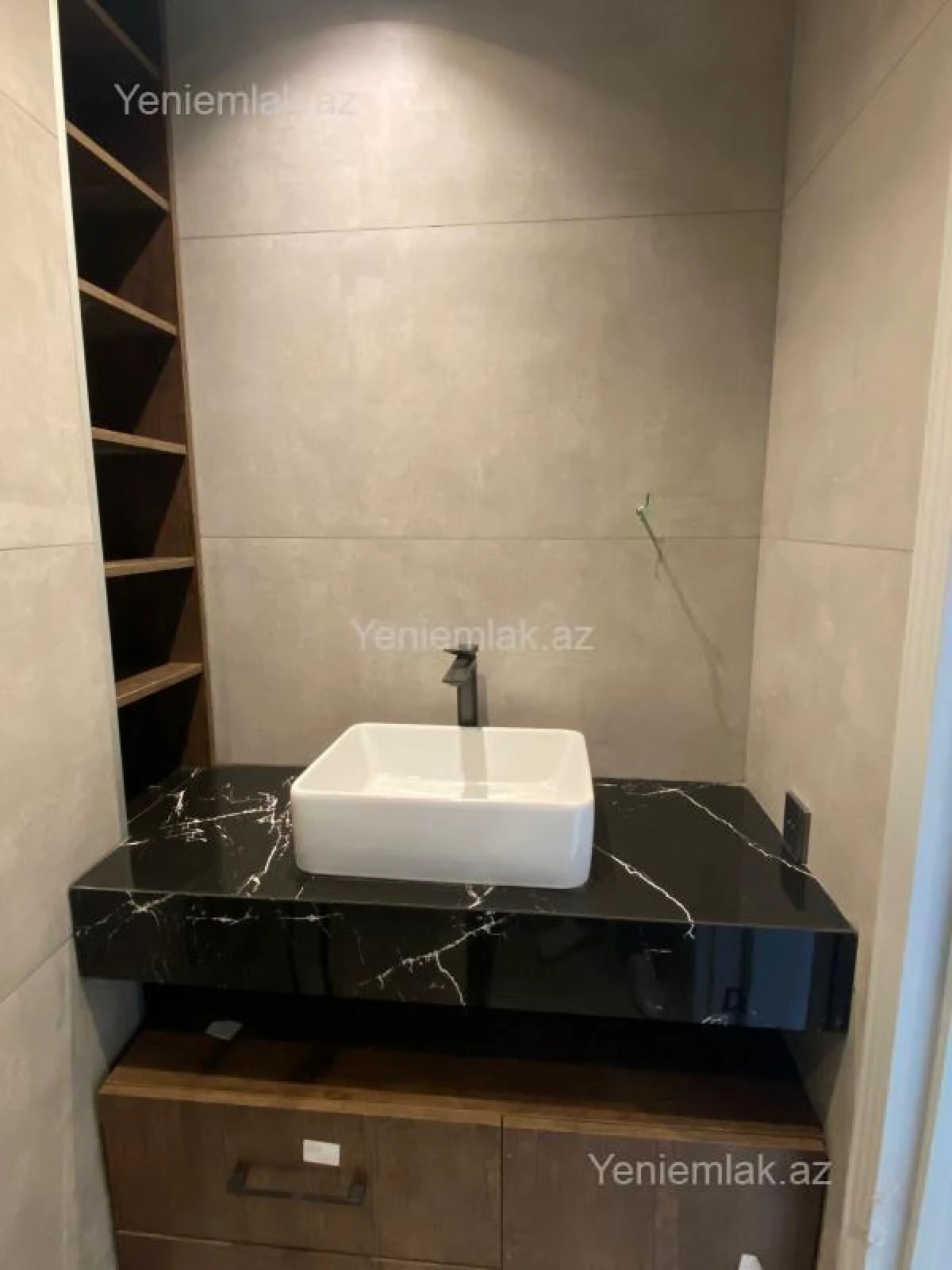 Satılır 3 otaqlı yeni tikili 100 m²