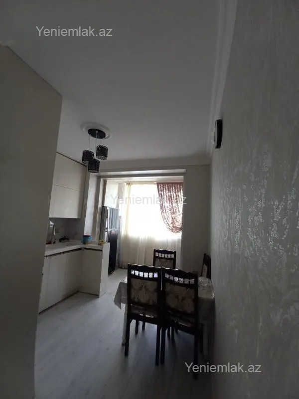 Satılır 3 otaqlı köhnə tikili 85 m²