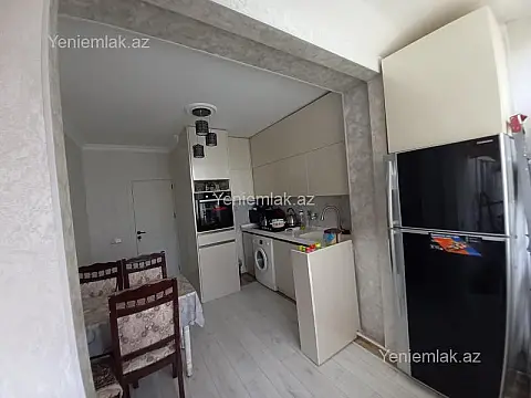 Satılır 3 otaqlı köhnə tikili 85 m²