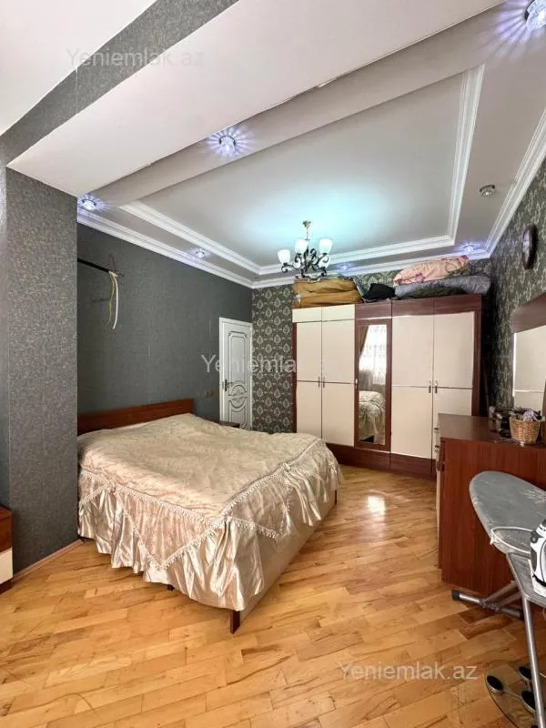 Satılır 3 otaqlı yeni tikili 115 m²