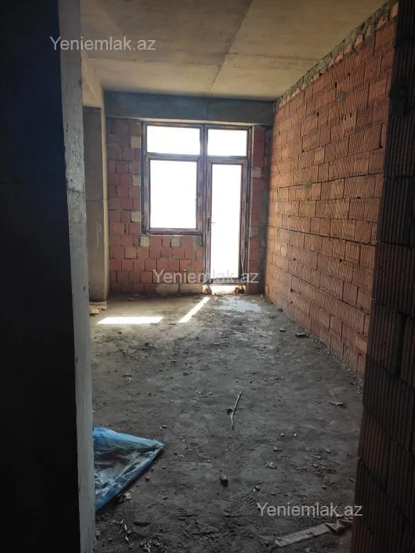 Satılır 3 otaqlı yeni tikili 92 m²