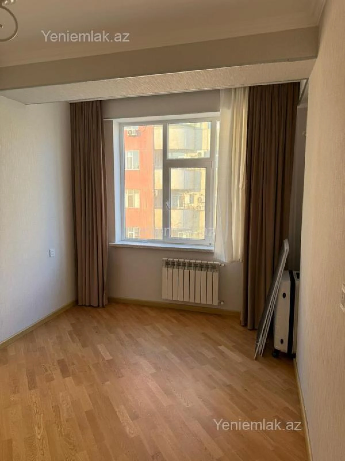 Satılır 3 otaqlı yeni tikili 81 m²