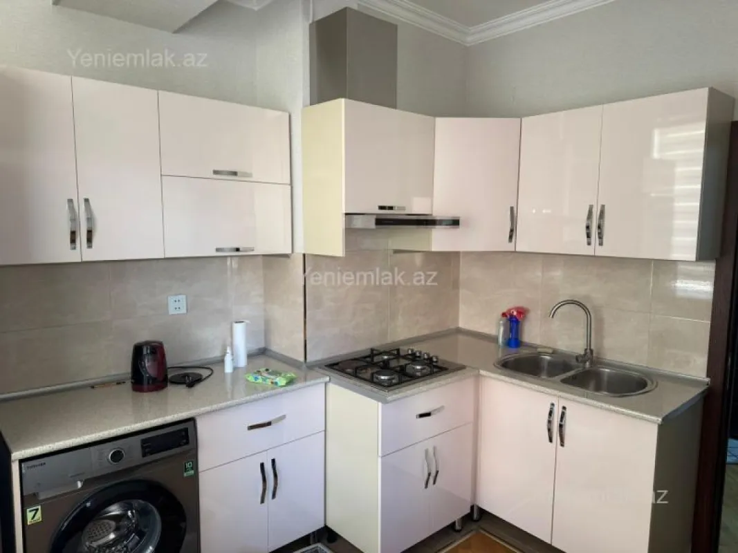 Satılır 3 otaqlı yeni tikili 81 m²