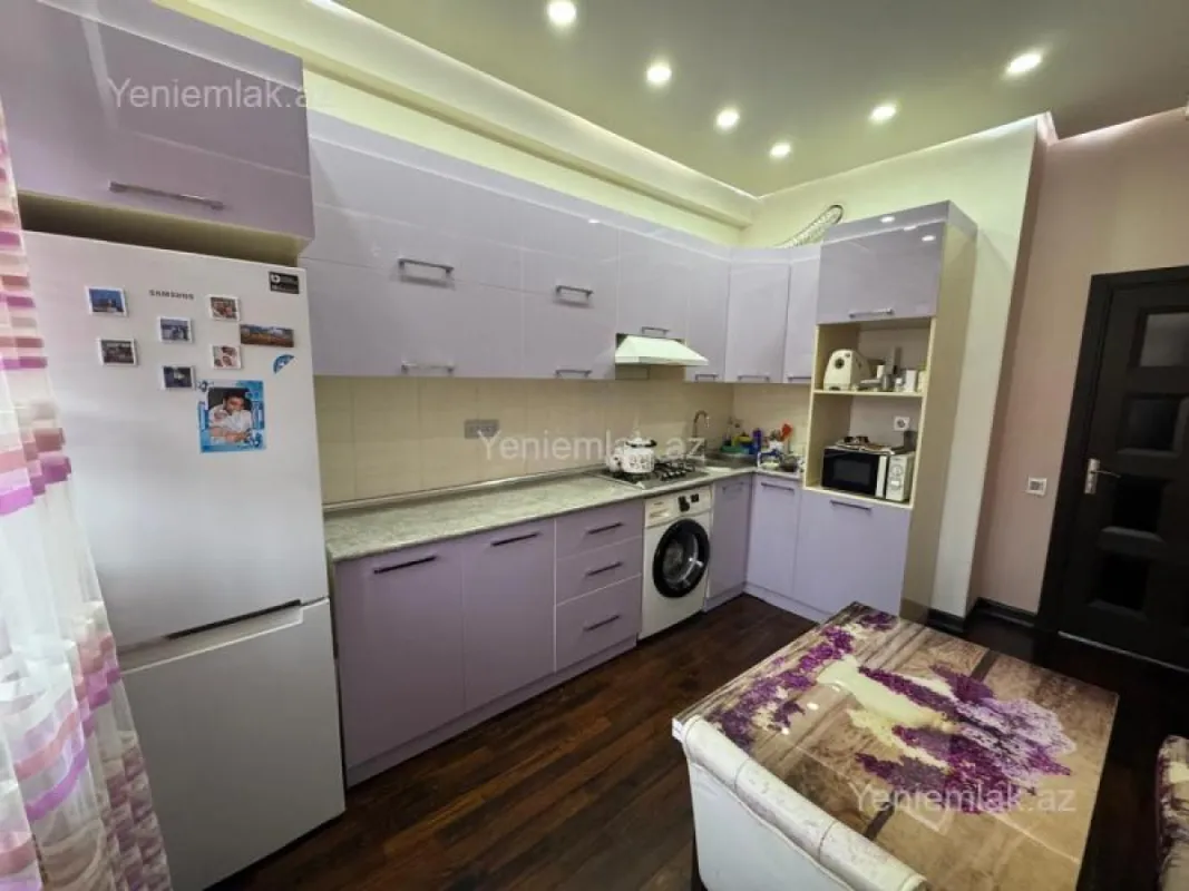 Satılır 3 otaqlı yeni tikili 92 m²