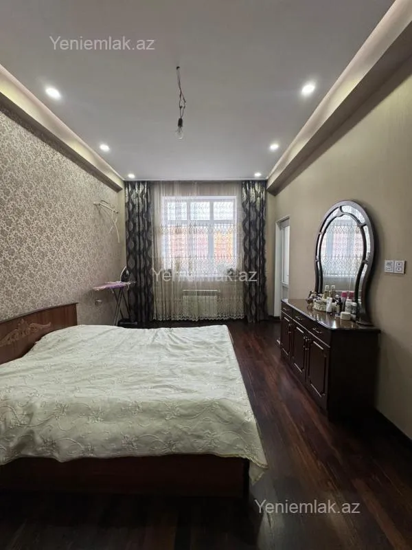 Satılır 3 otaqlı yeni tikili 92 m²