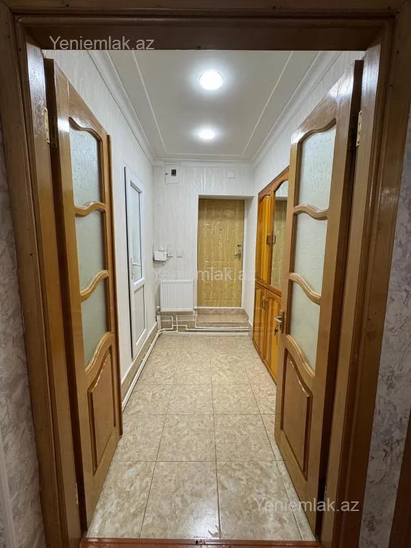 Satılır 3 otaqlı köhnə tikili 67 m²