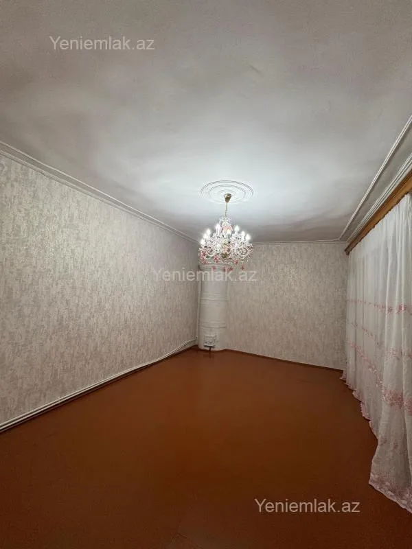 Satılır 3 otaqlı köhnə tikili 67 m²