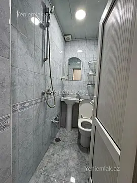Satılır 3 otaqlı köhnə tikili 67 m²